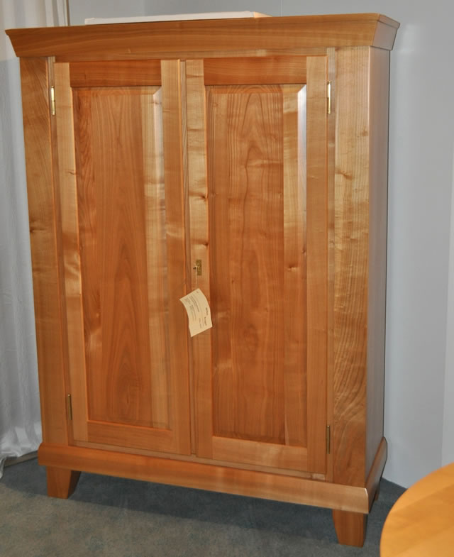 Kleiderschrank